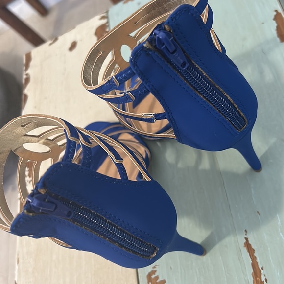 Cobalt blue strappy heels - NWOB 🌟 - Picture 5 of 11